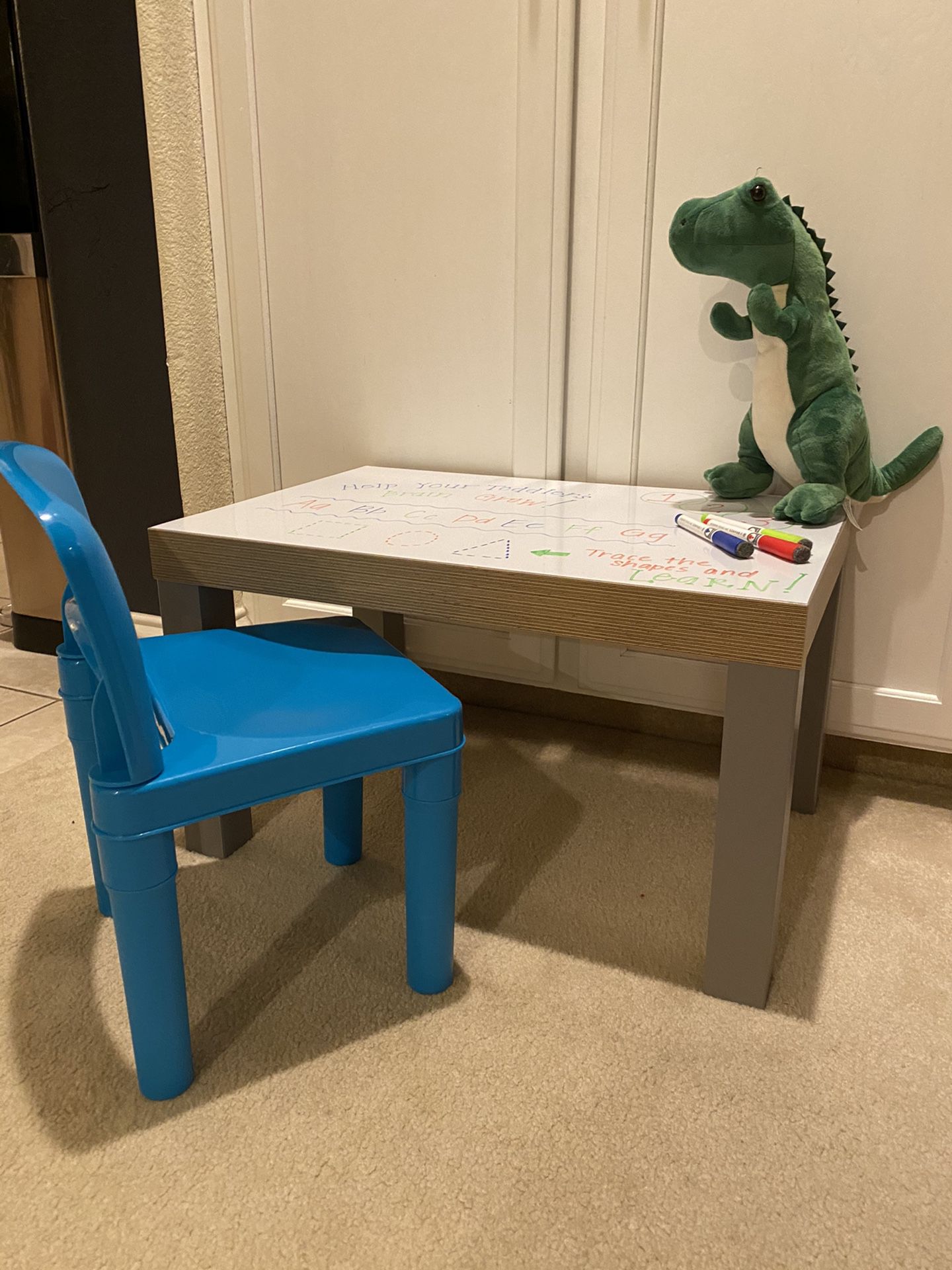 Kids Tots Table! With Chair! Color on Me Table!