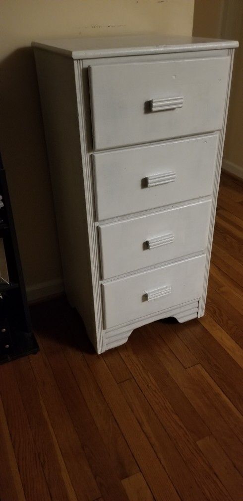White Antique Drawer Cabinet
