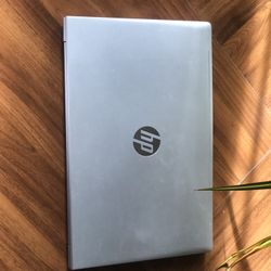 HP ProBook 450 G9 15.6” 16GB Ram 512GB SSD Windows 11 Pro