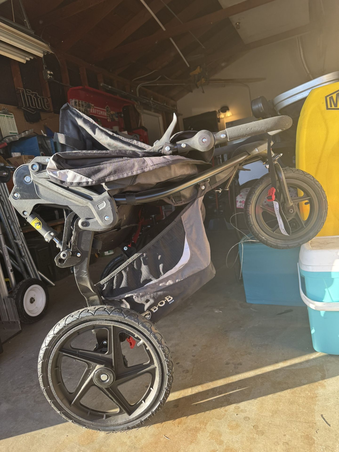 BOB Gear Revolution Flex 3.0 Duallie Double Jogging Stroller, Graphite Black