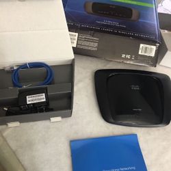 Wireless ROUTER/ Linksys-N Router E1000. 2.4 GHz Band. NEW NEW NEW IN A BOX