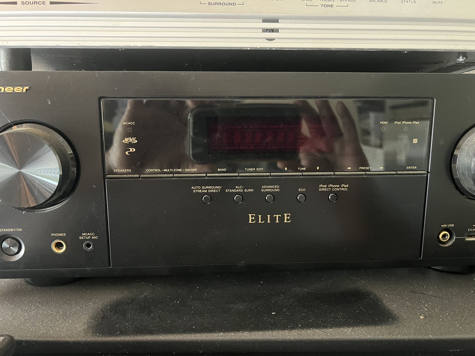 Pioneer Receiver, Elite