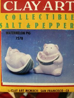 Pig salt n pepper shakers
