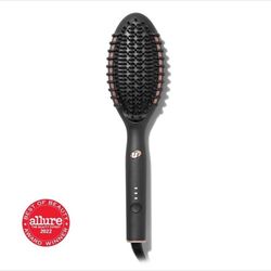 T3 EDGE Heated Smoothing & Styling Brush - $149 retail !!  Used Once!!