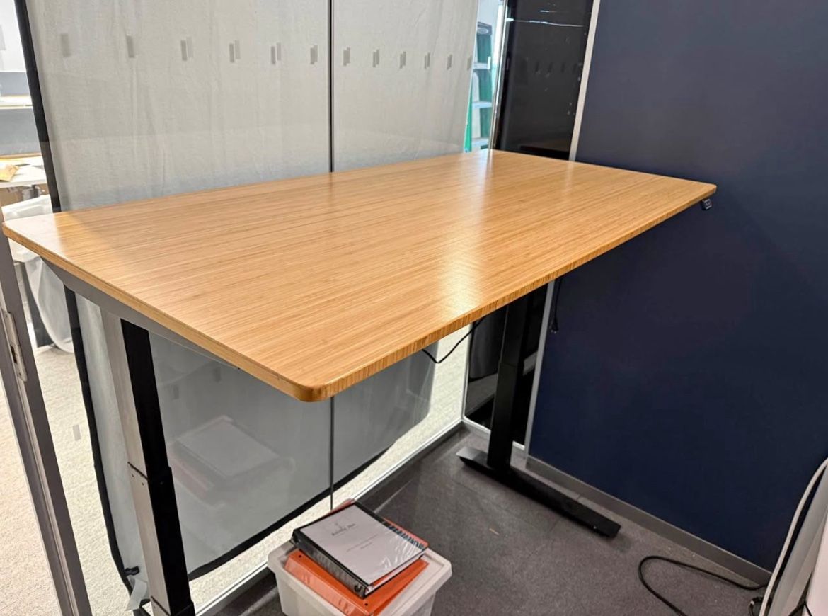 Fully Jarvis Standing desk