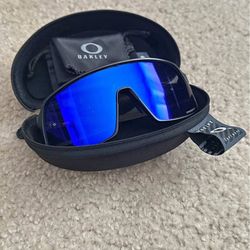 Oakley Sutro’s Sunglasses - Sapphire Primz Lens