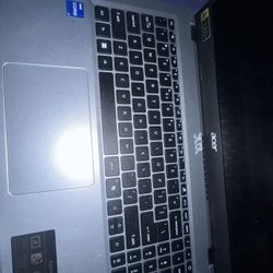 Acer Aspire Go 15 i7 