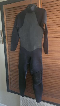 Mens 3/2 Wetsuit Like New