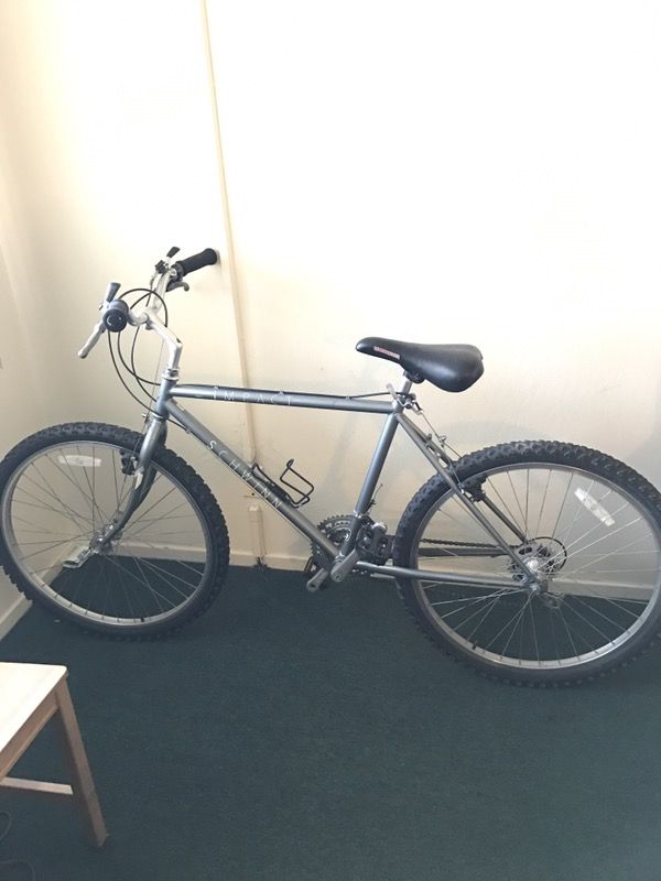 schwinn world sport 4130 bicycle