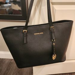 Michael Kors Tote