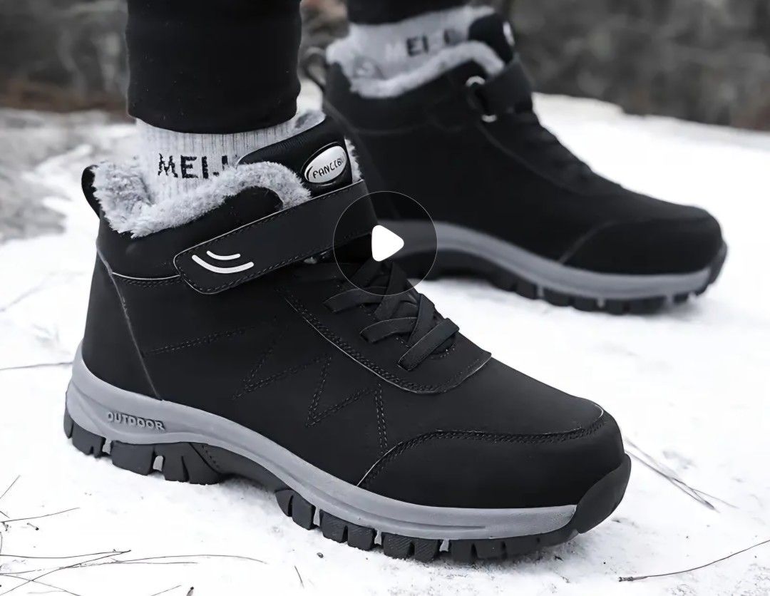 Men's Warm Boots! Size Around 7.5 New!