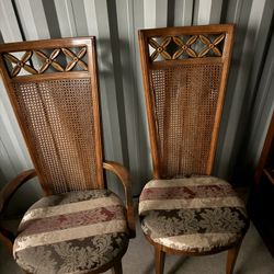 6 Dining Room Chairs