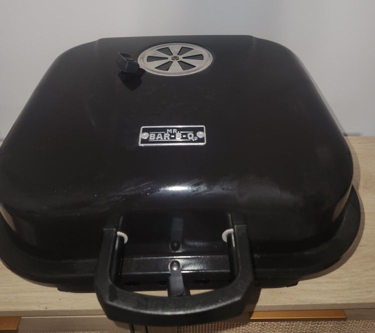 Mr Bar-B-Q Portable Tabletop Charcoal Grill