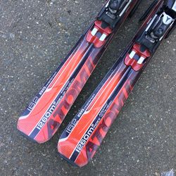 162cm Atomic B5 Metron All-Mountain Skis w/Bindings for Sale