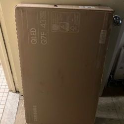 Samsung 43 Inch TV Class QLED Q7F Series