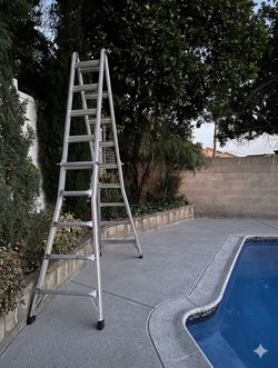 ‼️Multi-position aluminum tall LADDER in great shape ‼️PLEASE, CHECK MY OTHER LISTINGS AND FOLLOW