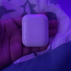 Giving 2nd generation airpods for Beats solo 3! (Norfolk VA)