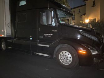 2023 Volvo