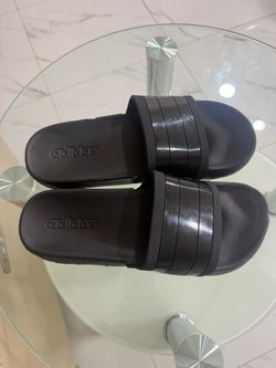 Sandal