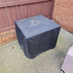 Outdoor Firepit  - Includes Propane Tank - Must Sell