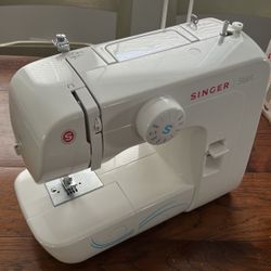 Singer start 1304 Sewing Machine