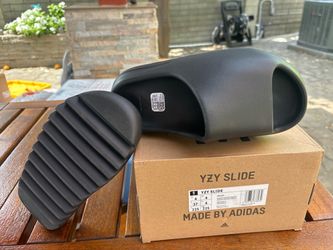NEW SANDALS Yeezy Slide Onyx