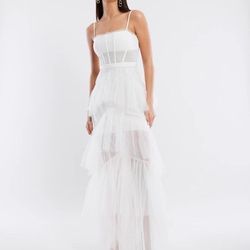 BCBGMAXAZRIA Oly Tiered Ruffle Tulle Evening Gown in Gardenia Size 6