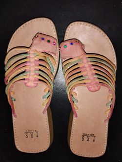 Girl's Size 3 Sandals!