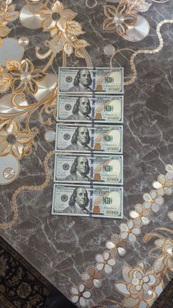 Consecutive Numbered 100$ Bills