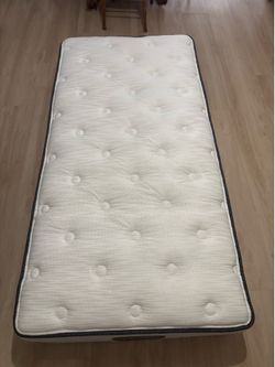 Beauty rest, twin size mattress, great condition