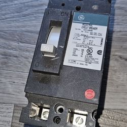 General Electric TED124050 - 2 Pole Circut Breaker📍Located in Tempe near Arizona Mills Mall