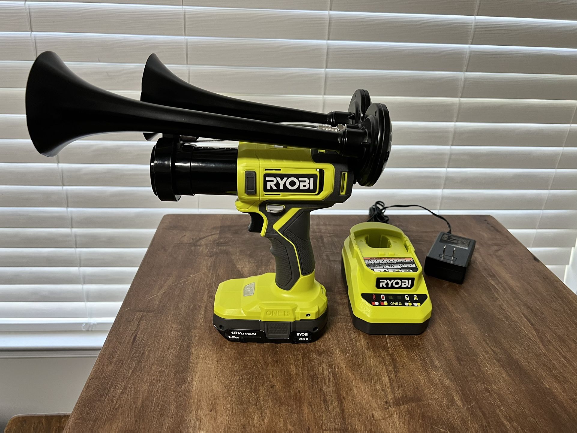 RYOBI Impact Train Horn