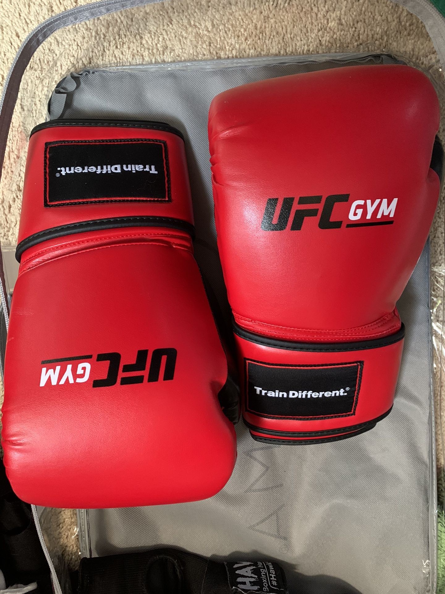  16 oz Boxing Gloves 
