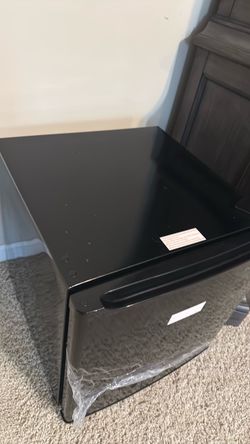 Mini- fridge 2 years old