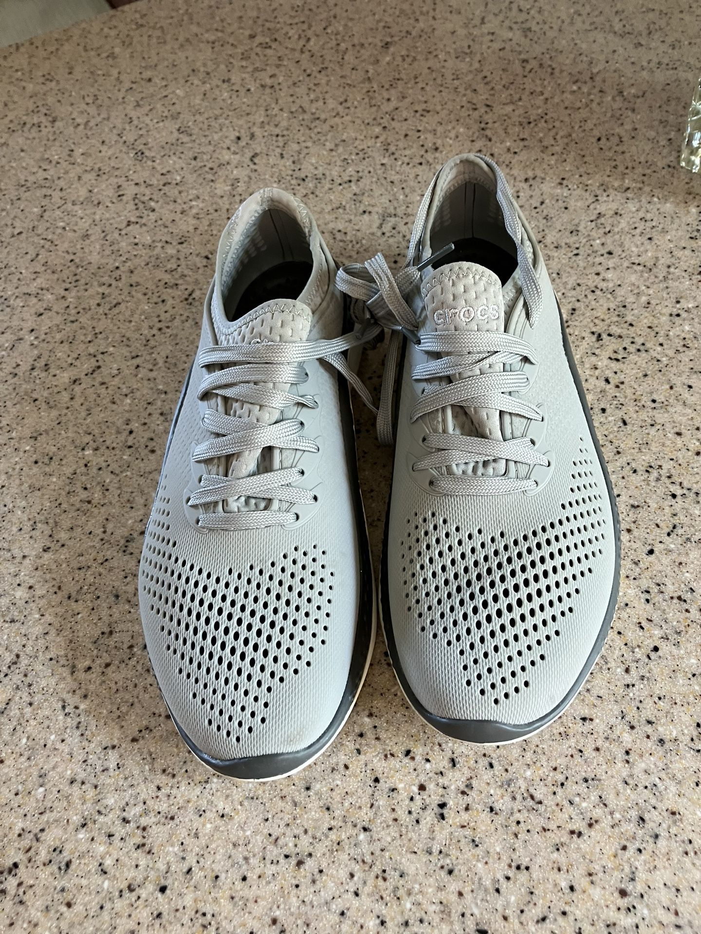 Crocs LiteRide Size 10w Wore Once 