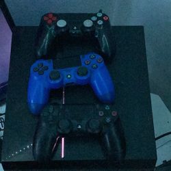 ps4 bundle 2 controllers 