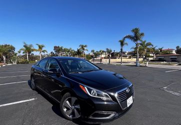 2017 Hyundai Sonata Plug-In Hybrid
