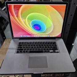 BIG 17-INCH APPLE MACBOOK PRO DJS SUPER LAPTOP  750GB HDD 