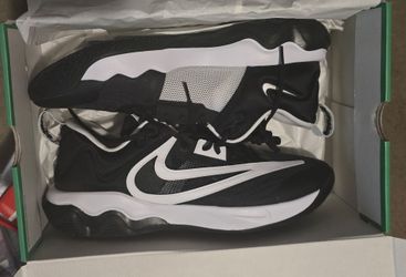 Giannis Immortality 3 & Nike Cosmic Utility size 14 shoes