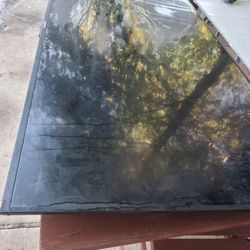 Skeptre.85 Inch Tv Broken Screen Parts Only