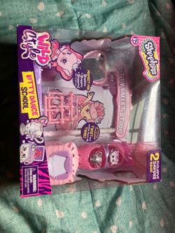 Shopkins Wild Style kitty dance school