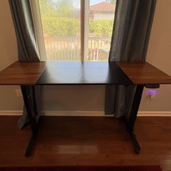 Adjustable Standing Desk 