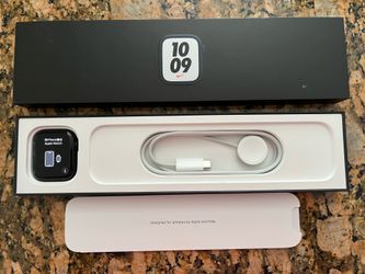 Apple Watch 7 Nike Edition LTE GPS