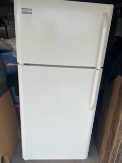 Frigidaire Refrigerator