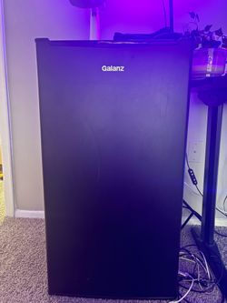 galanz mini fridge