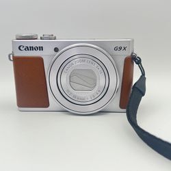 Canon G9X Camera 