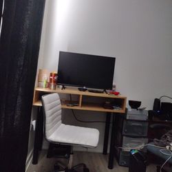 Roku TV 32in