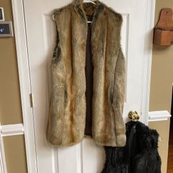 Beautiful Sax 5th Ave Faux Fur Vest Large 