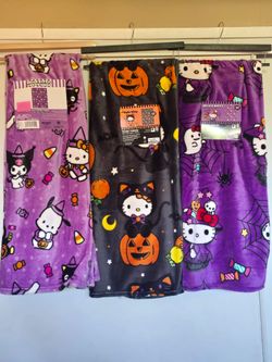 💜 Hello Kitty Halloween Throw Blankets 50x70 💜