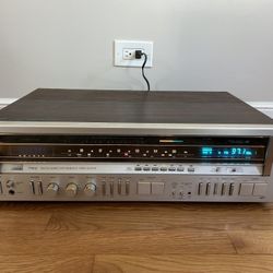 Vintage Sansui 7900z AM/FM Digital Quartz Synthesizer DC Stereo Receiver